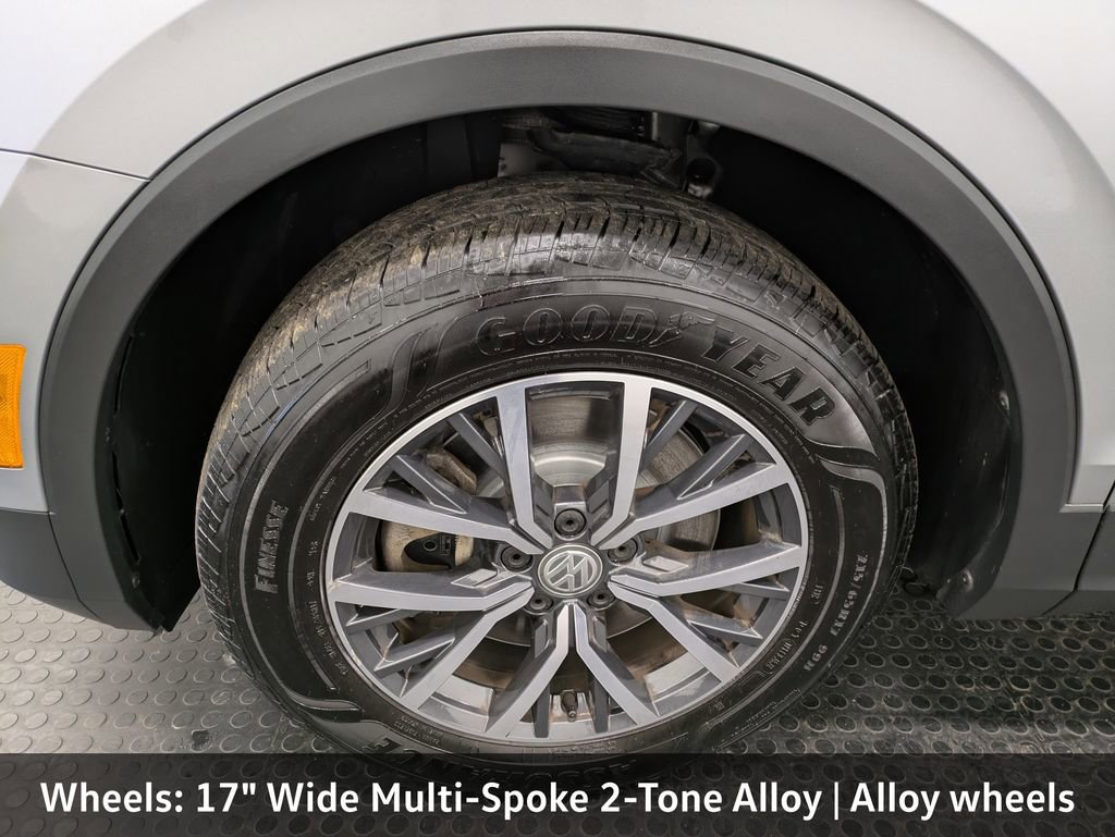 Used 2019 Volkswagen Tiguan SE w/ Panoramic Sunroof Package image 9