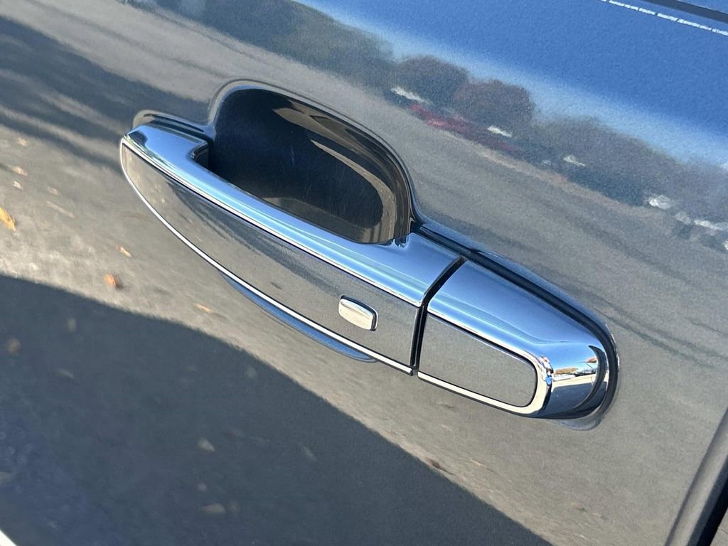 Used 2020 GMC Acadia Denali w/ LPO, Floor Liner Package image 15