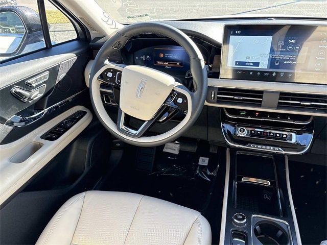 New 2026 Lincoln Corsair Reserve image 14