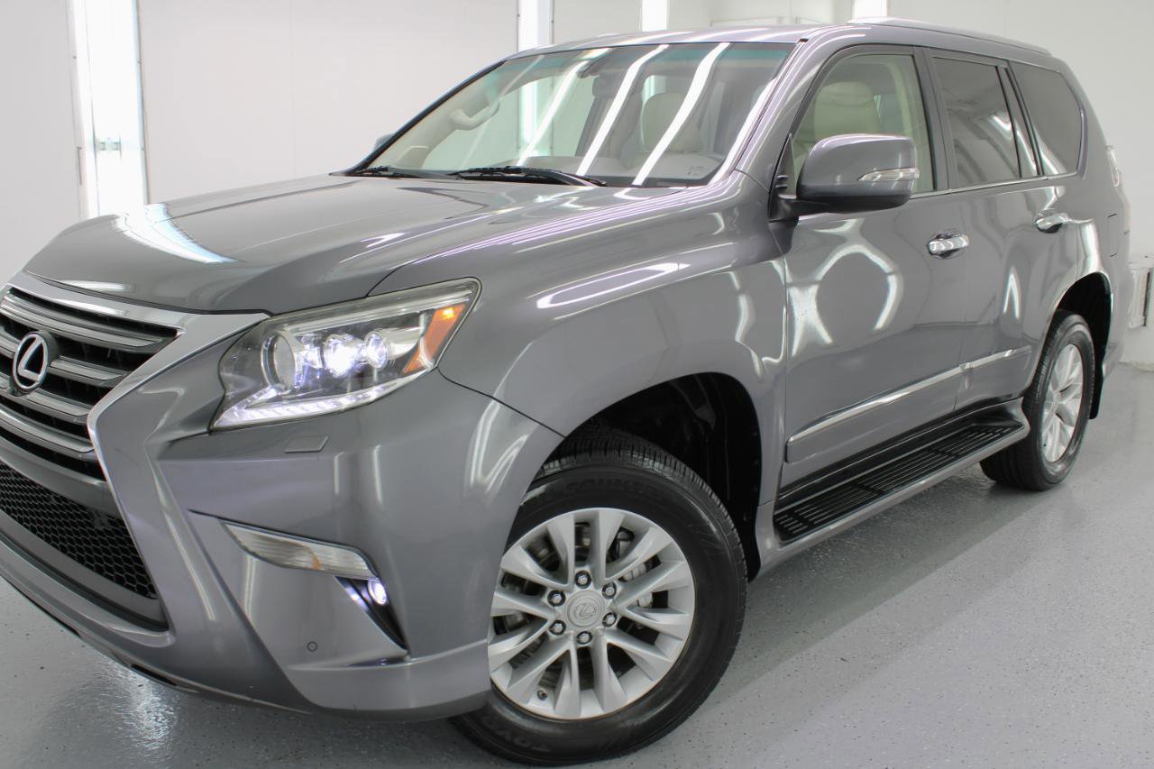 Used 2015 Lexus GX 460 w/ Premium Package AWD/4WD image 13