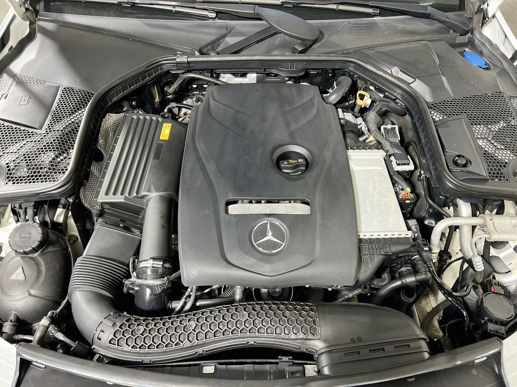 Used 2018 Mercedes-Benz C 300 Sedan image 25