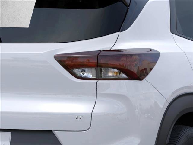 New 2026 Chevrolet TrailBlazer LT w/ Driver Confidence Package FWD image 11
