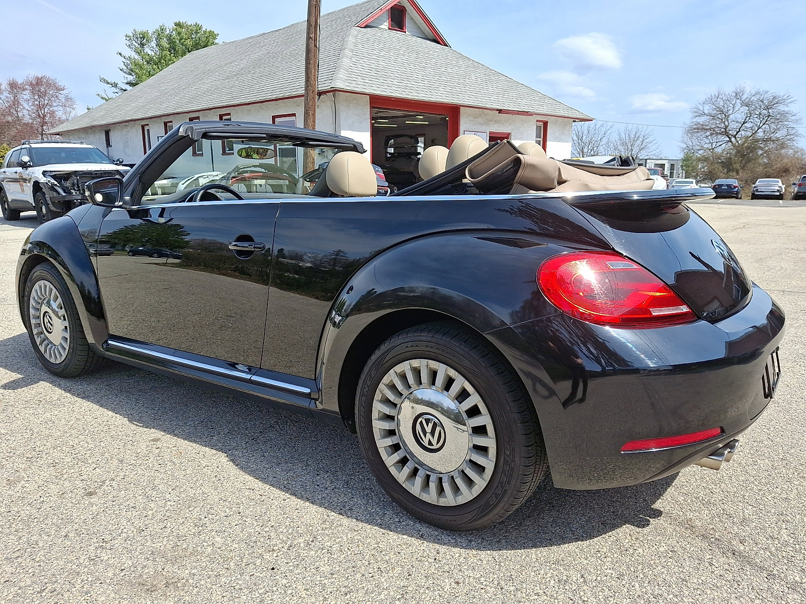 Used 2014 Volkswagen Beetle 2.5 image 4