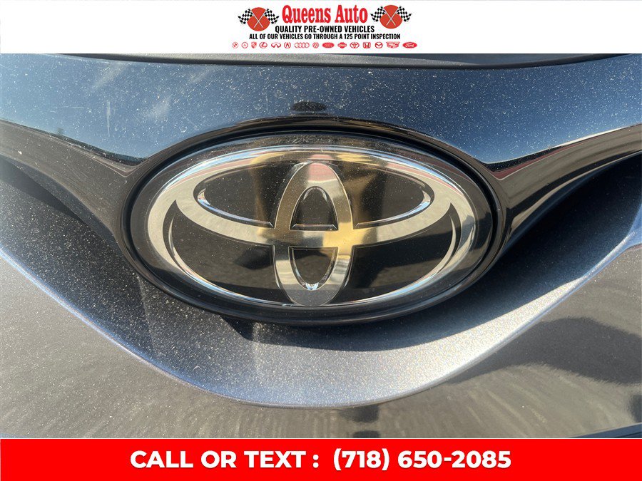 Used 2019 Toyota C-HR LE FWD image 33