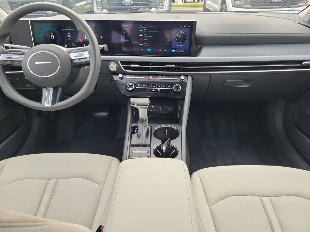 Used 2025 Hyundai Sonata SE image 11