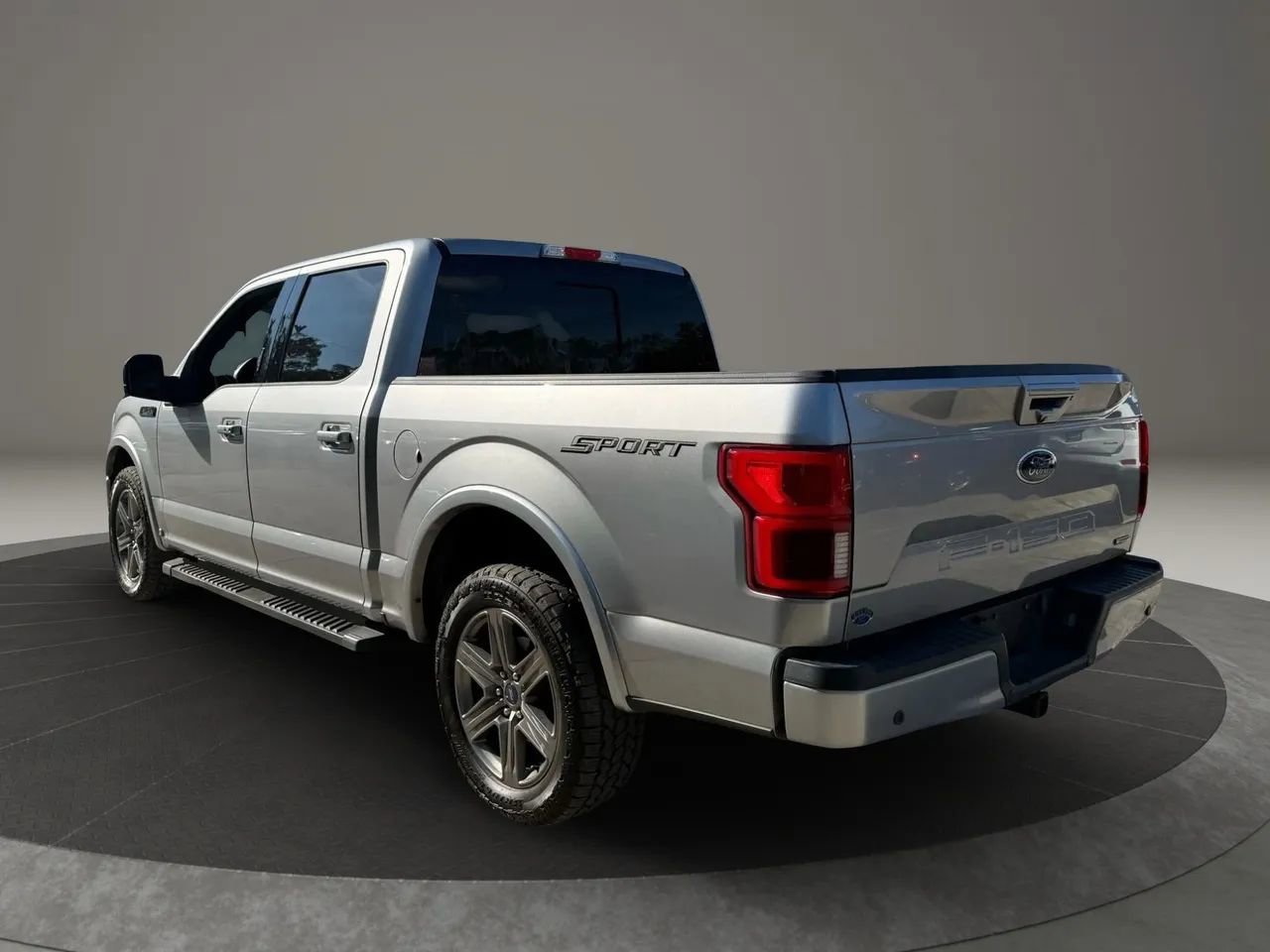 Used 2020 Ford F150 Lariat w/ Equipment Group 502A Luxury image 5