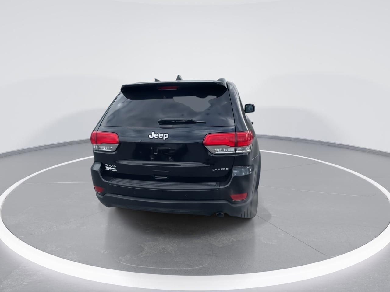 Used 2019 Jeep Grand Cherokee Laredo image 7
