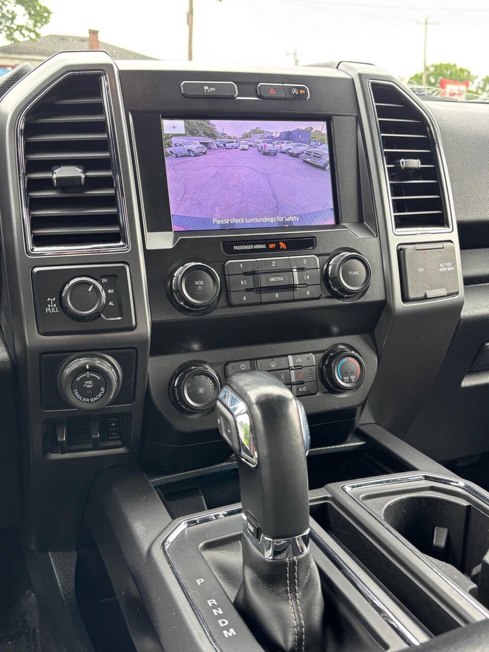 Used 2020 Ford F150 XLT w/ Equipment Group 302A Luxury AWD/4WD image 22