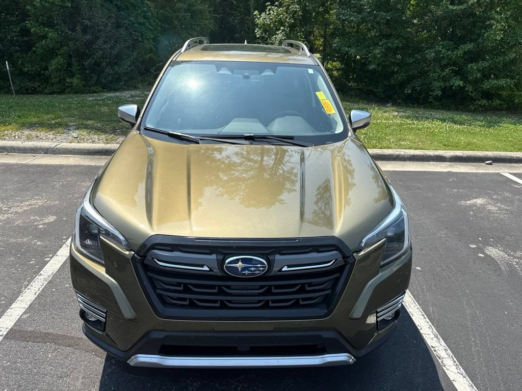 Used 2023 Subaru Forester Touring w/ Popular Package #2 AWD/4WD image 9