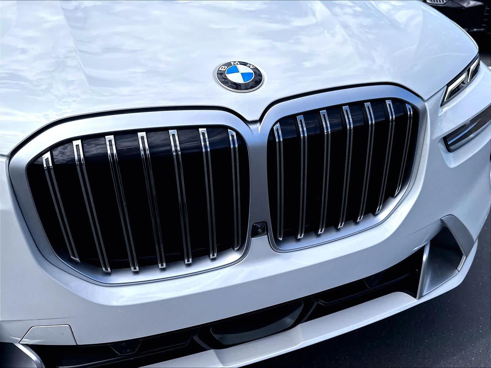 Used 2023 BMW X7 xDrive40i w/ Executive Package AWD/4WD image 37