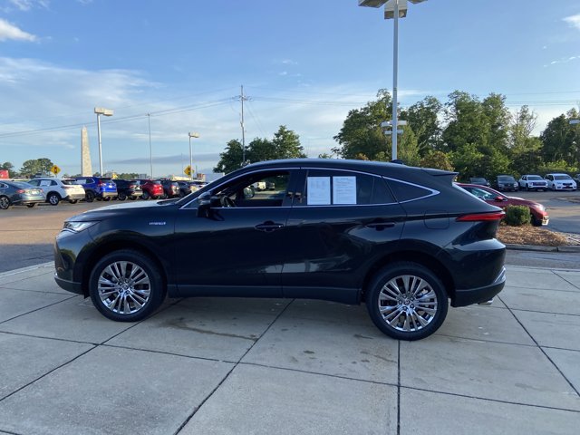 Used 2021 Toyota Venza XLE w/ Softex Package AWD/4WD image 8