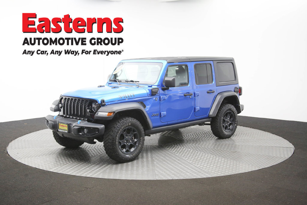 Used 2023 Jeep Wrangler Unlimited w/ Cold Weather Group AWD/4WD image 54