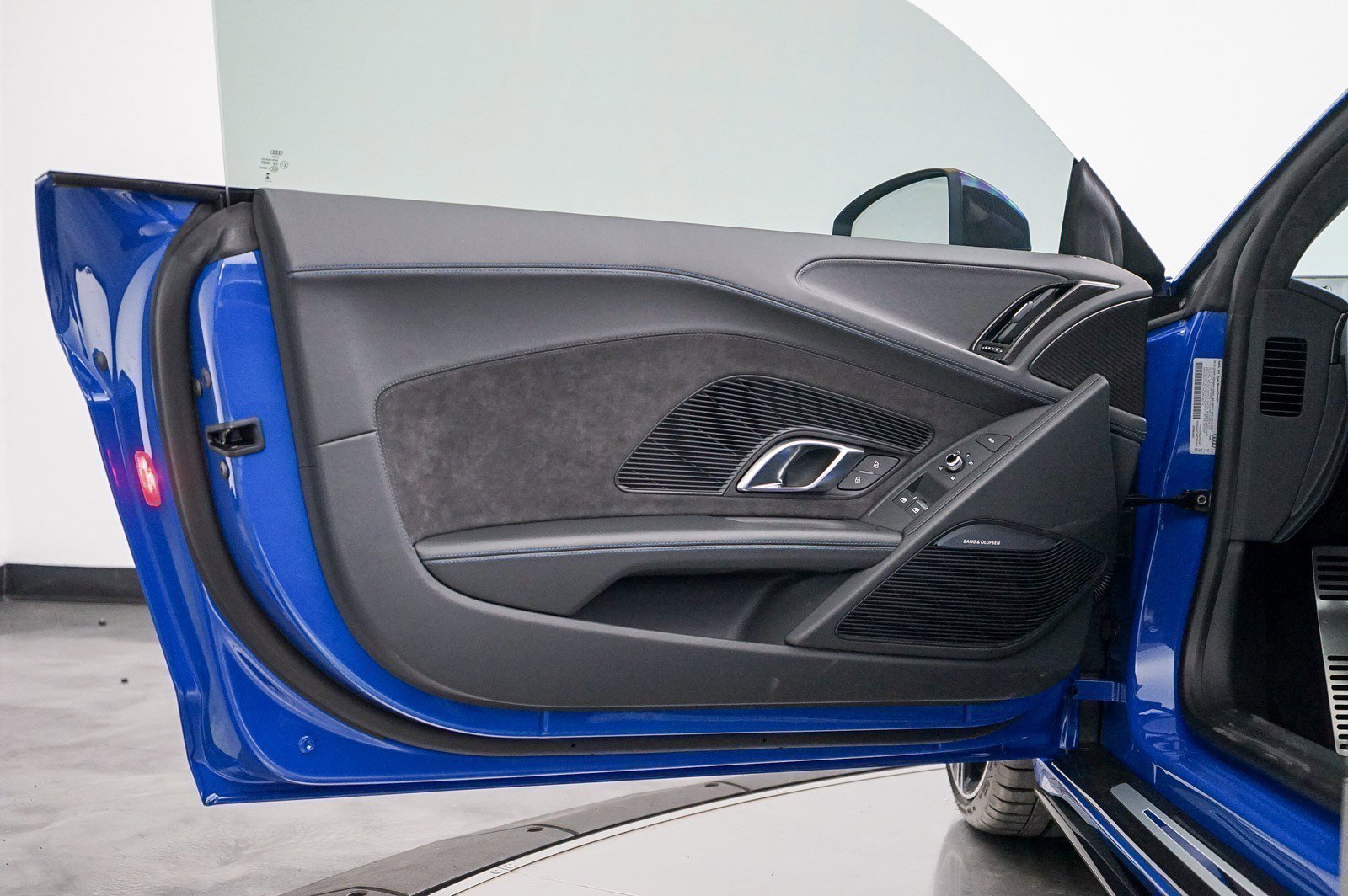 Used 2023 Audi R8 V10 performance image 29