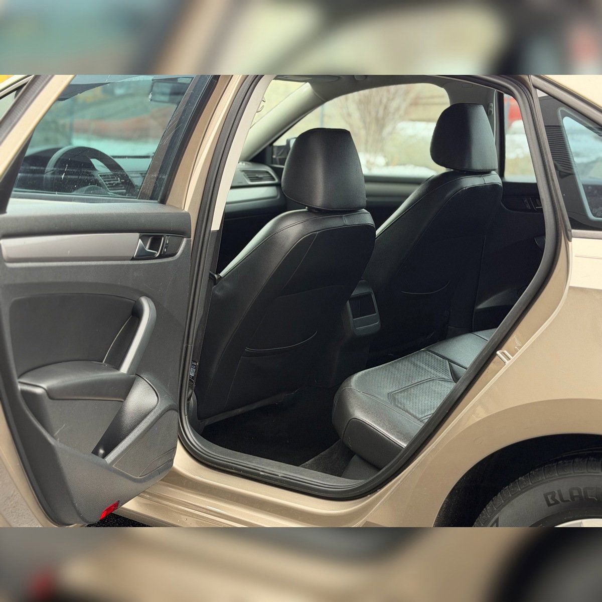 Used 2015 Volkswagen Passat 1.8T S image 7