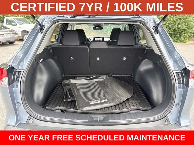 Used 2023 Toyota Corolla Cross LE w/ Moonroof Package AWD/4WD image 12