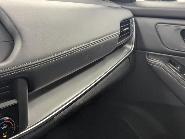 Certified 2026 Nissan Rogue SV FWD image 29