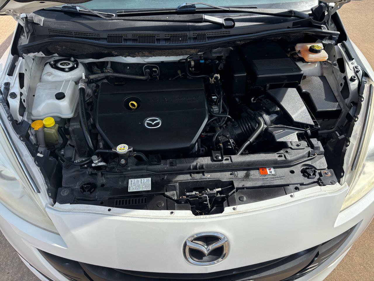 Used 2015 MAZDA MAZDA5 Sport FWD image 22