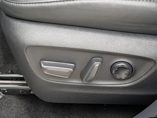 Used 2024 Toyota Grand Highlander AWD image 25