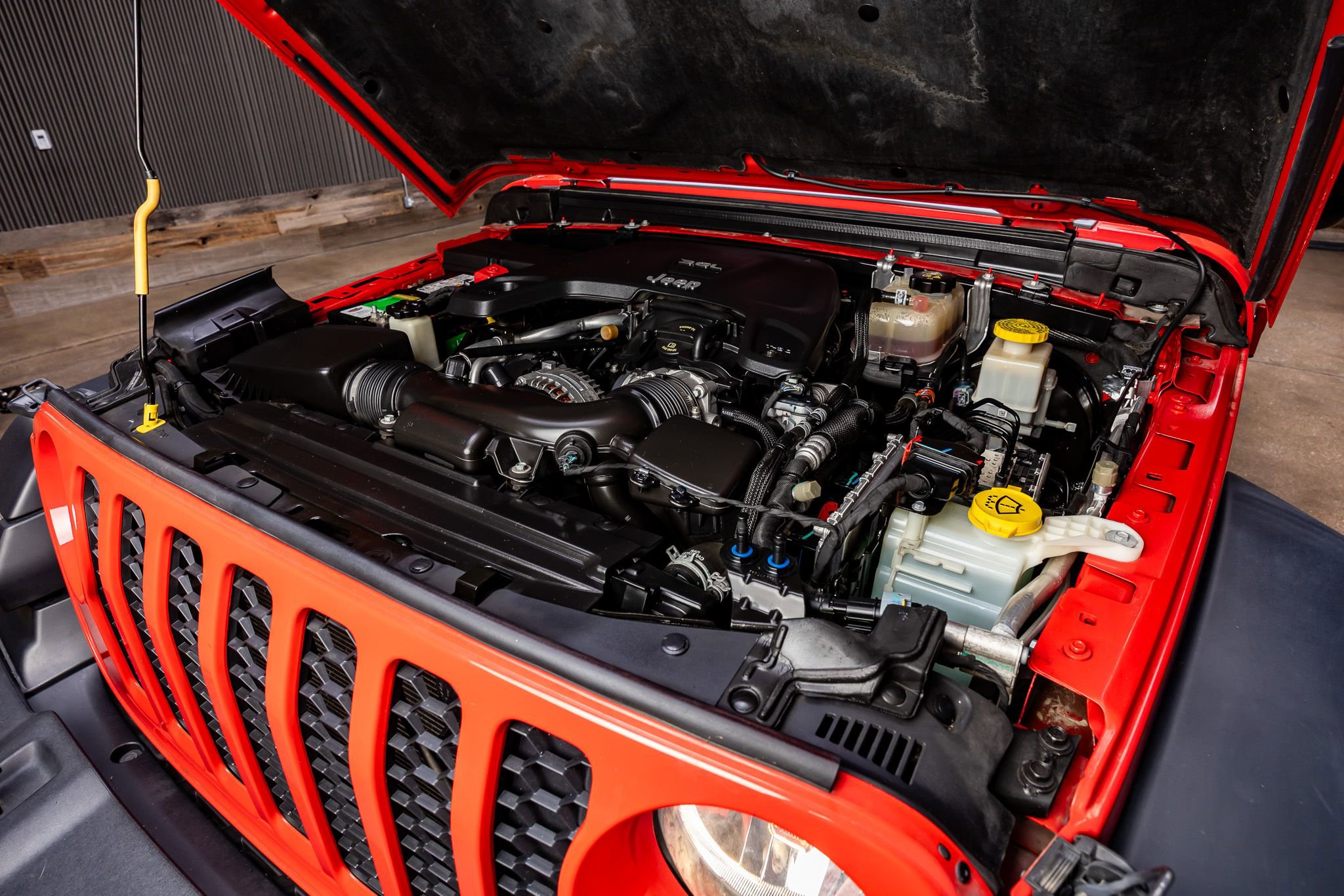 Used 2020 Jeep Gladiator Sport w/ Quick Order Package 24S AWD/4WD image 38