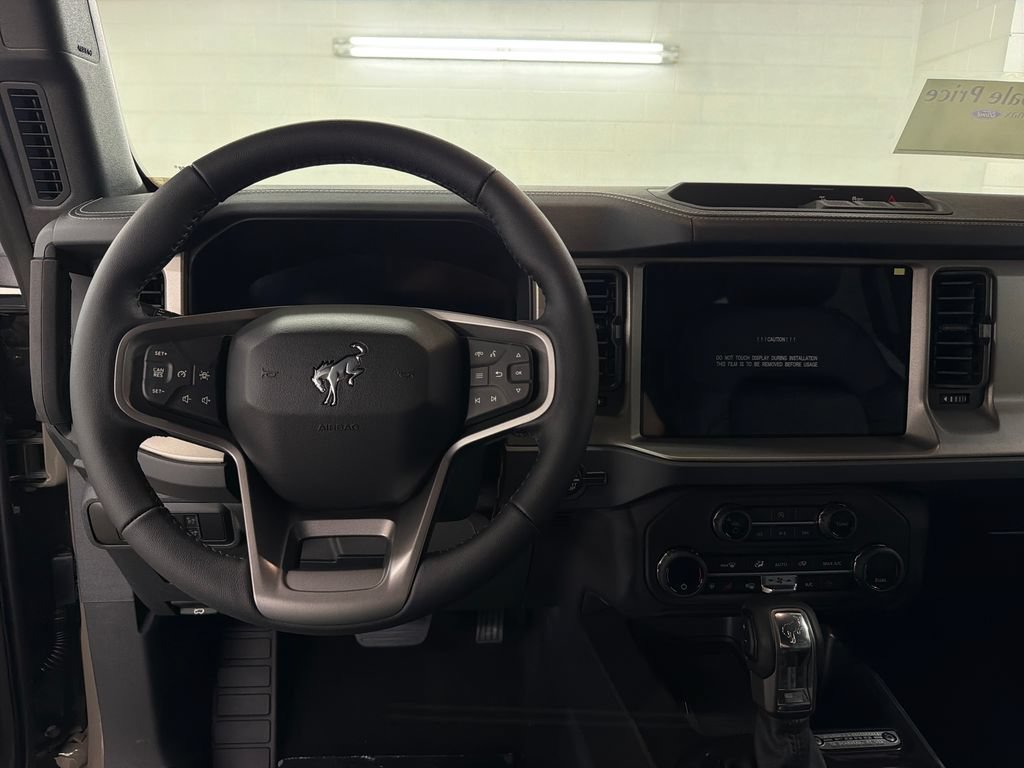 New 2026 Ford Bronco Outer Banks AWD/4WD image 8