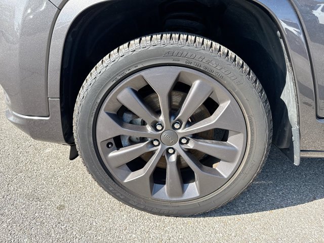 Used 2020 Jeep Cherokee High Altitude AWD/4WD image 10