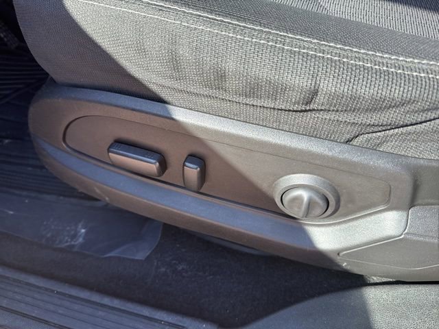 Used 2017 Chevrolet Traverse LT image 13