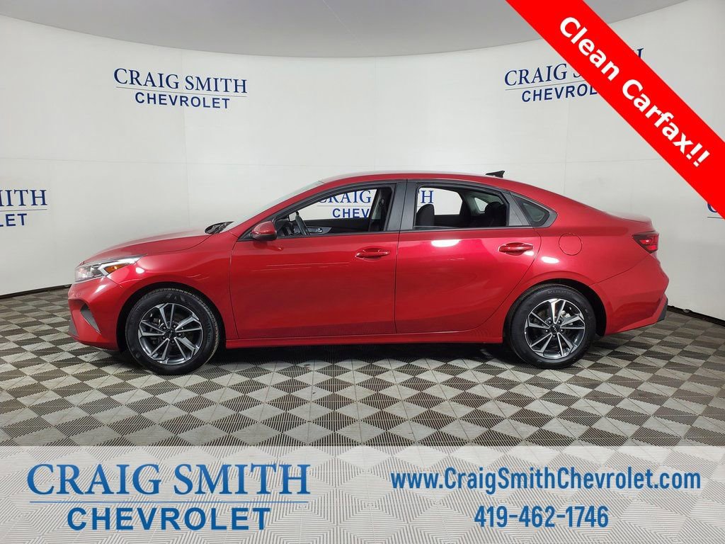 Used 2024 Kia Forte LXS image 2