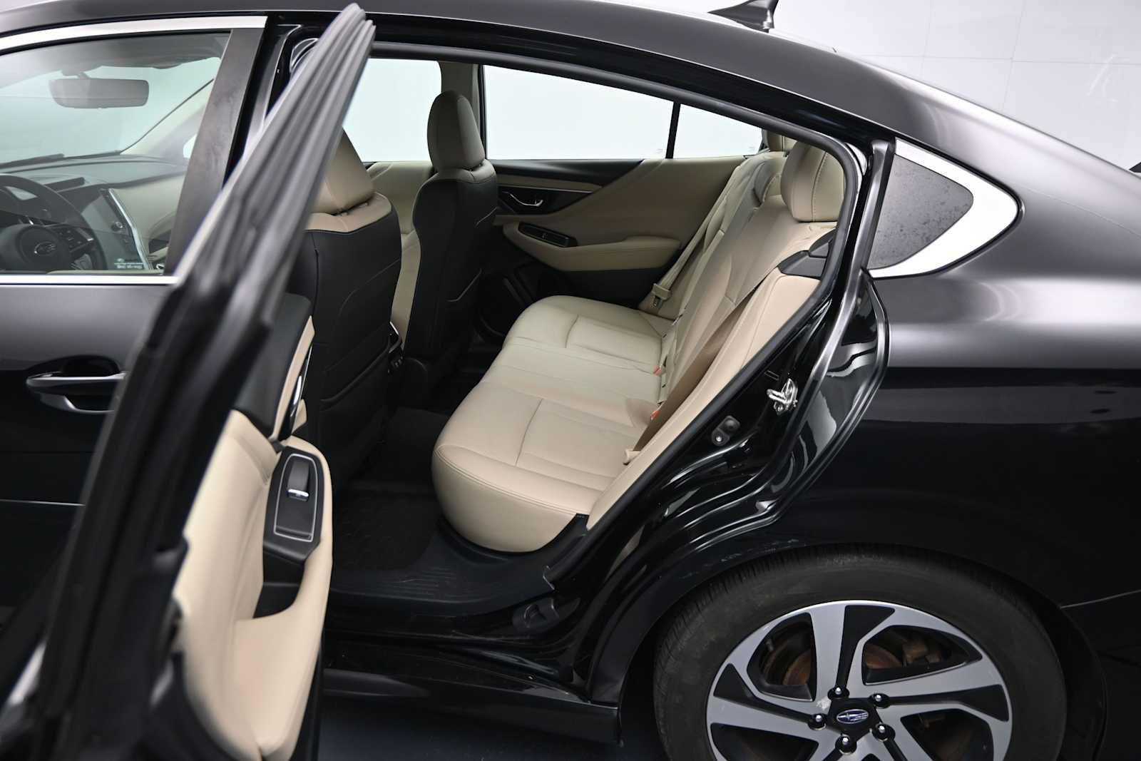 Used 2020 Subaru Legacy Limited AWD/4WD image 7