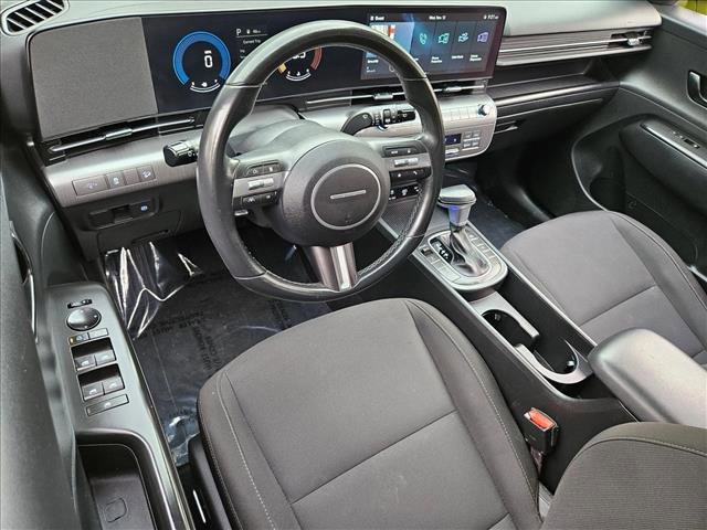 Used 2024 Hyundai Kona SEL image 10