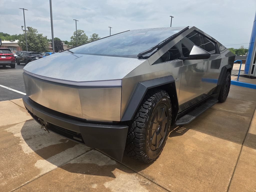 Used 2024 Tesla Cybertruck AWD Crew Cab image 1