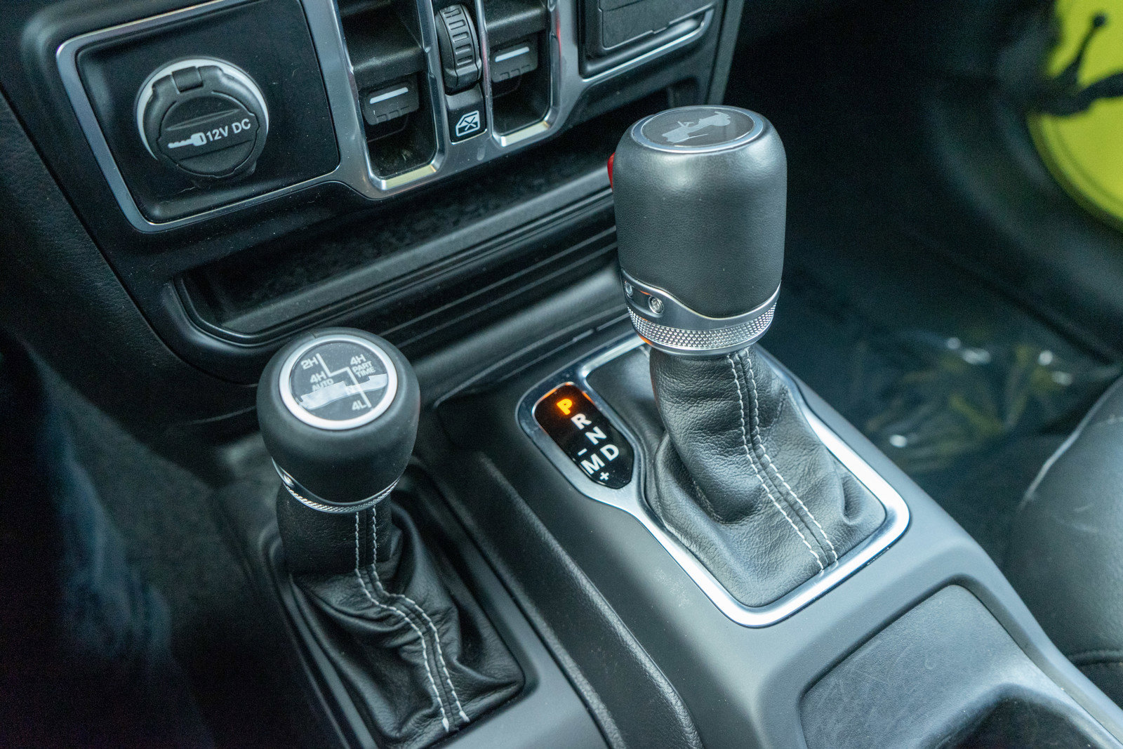 Used 2022 Jeep Wrangler Unlimited Sahara w/ Cold Weather Group image 20