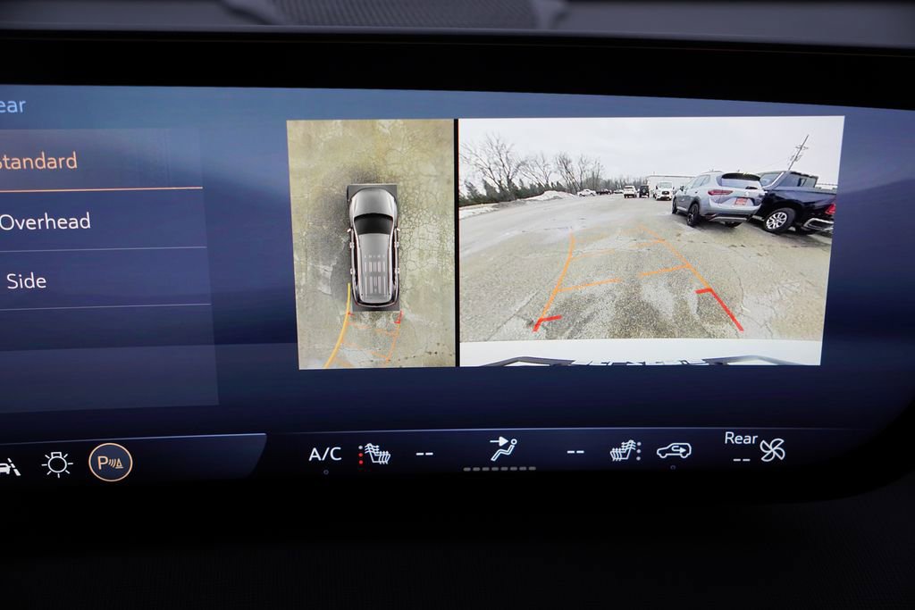 Certified 2025 Buick Enclave Preferred image 36