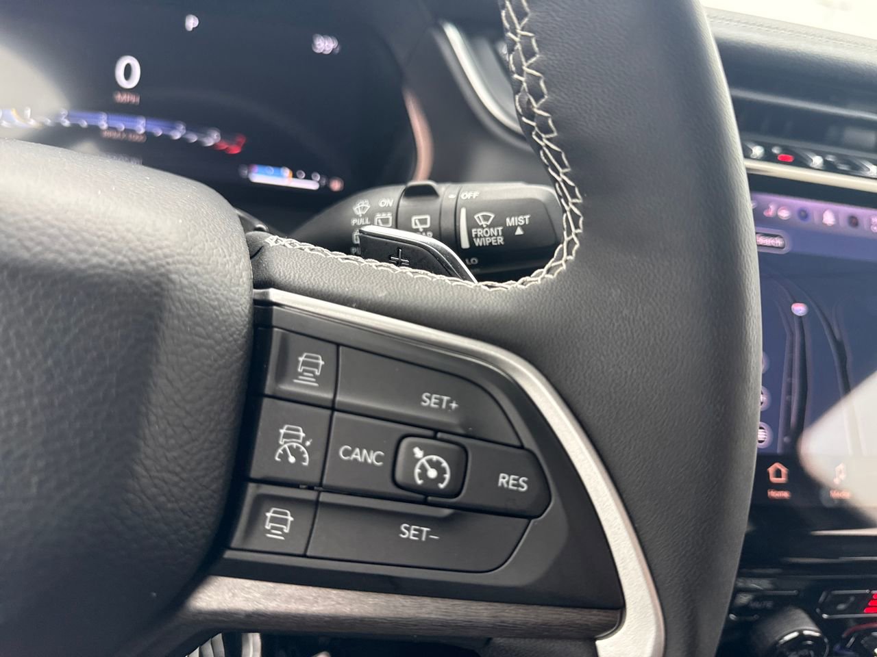 Used 2023 Jeep Grand Cherokee L Limited image 27