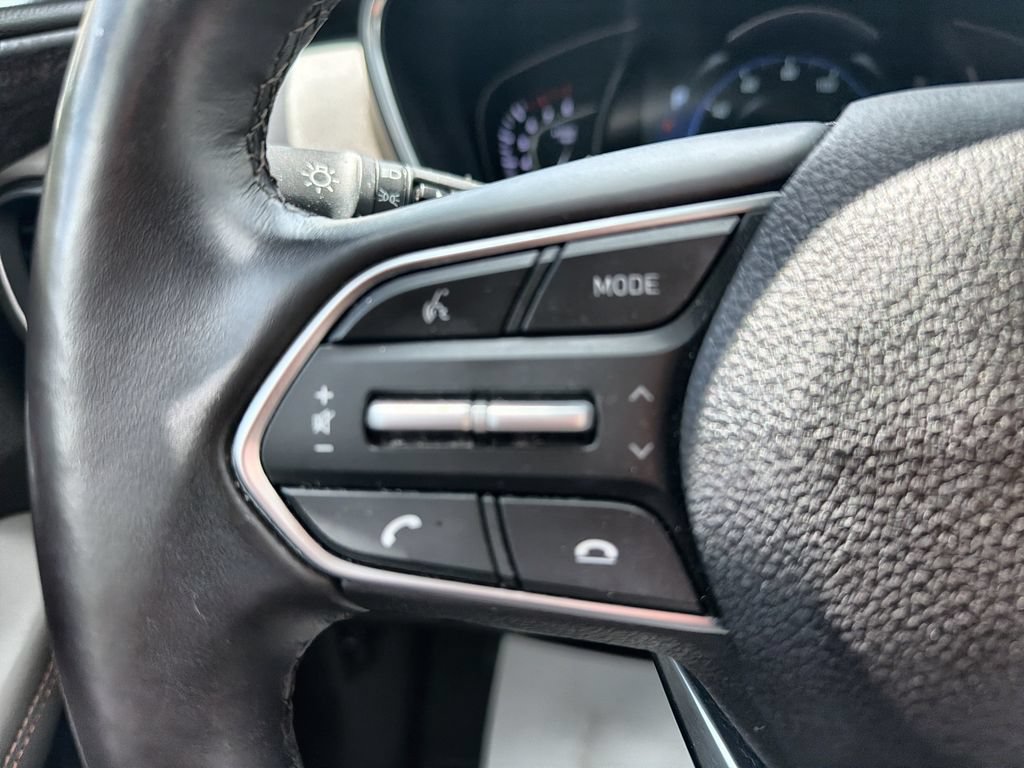 Used 2020 Hyundai Santa Fe Limited AWD/4WD image 22