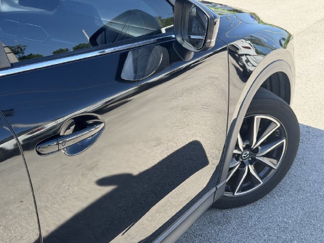 Used 2018 MAZDA CX-5 Touring w/ Preferred Equipment Package FWD image 9
