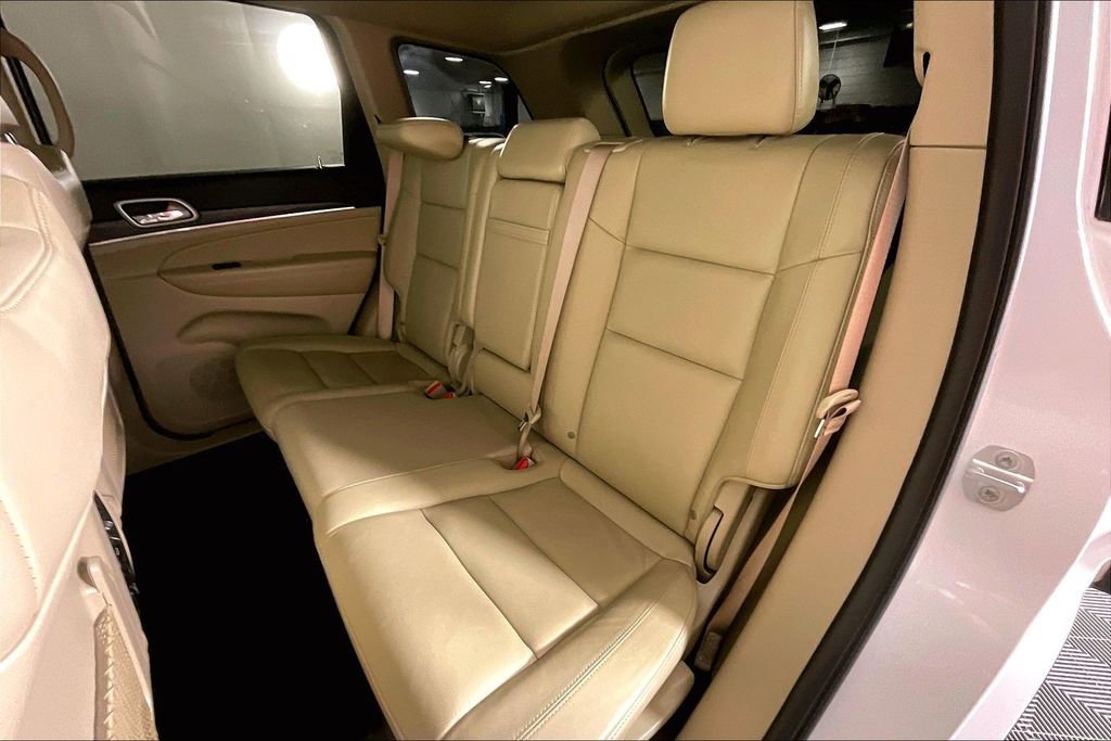 Used 2019 Jeep Grand Cherokee Limited RWD image 37