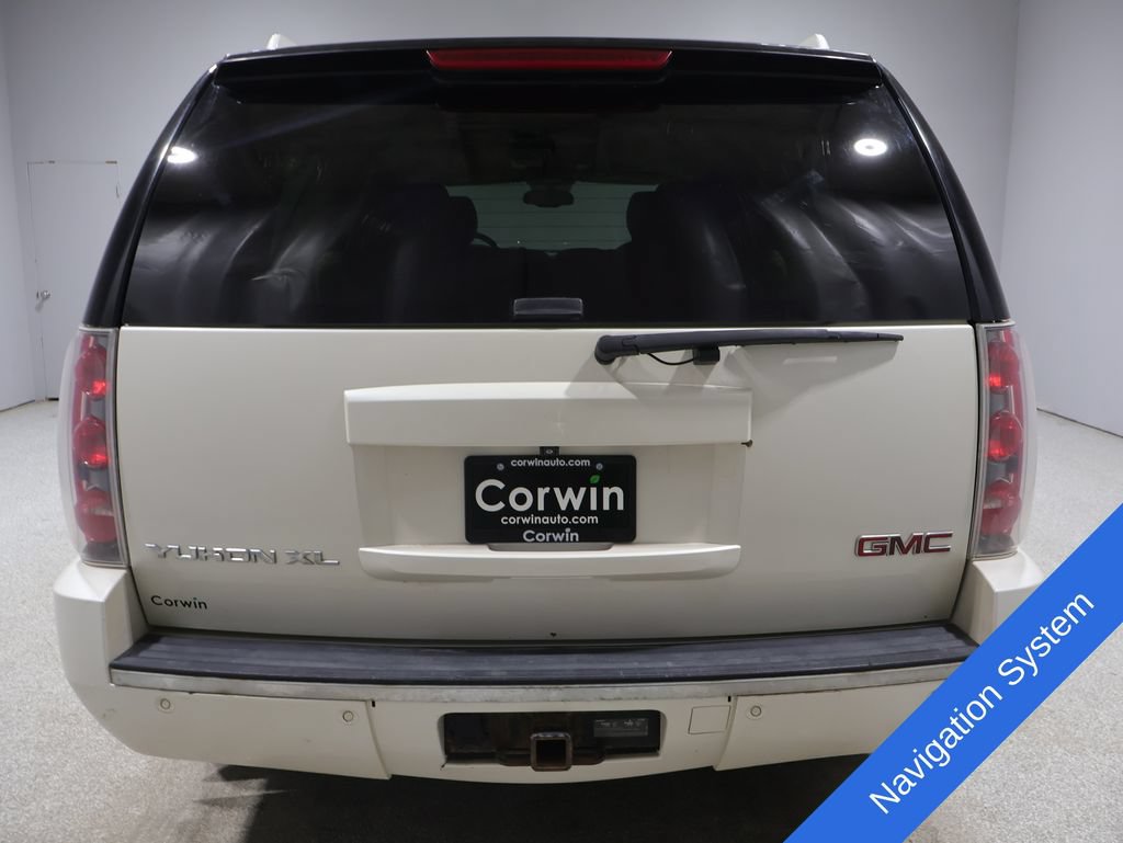 Used 2014 GMC Yukon XL Denali AWD/4WD image 3