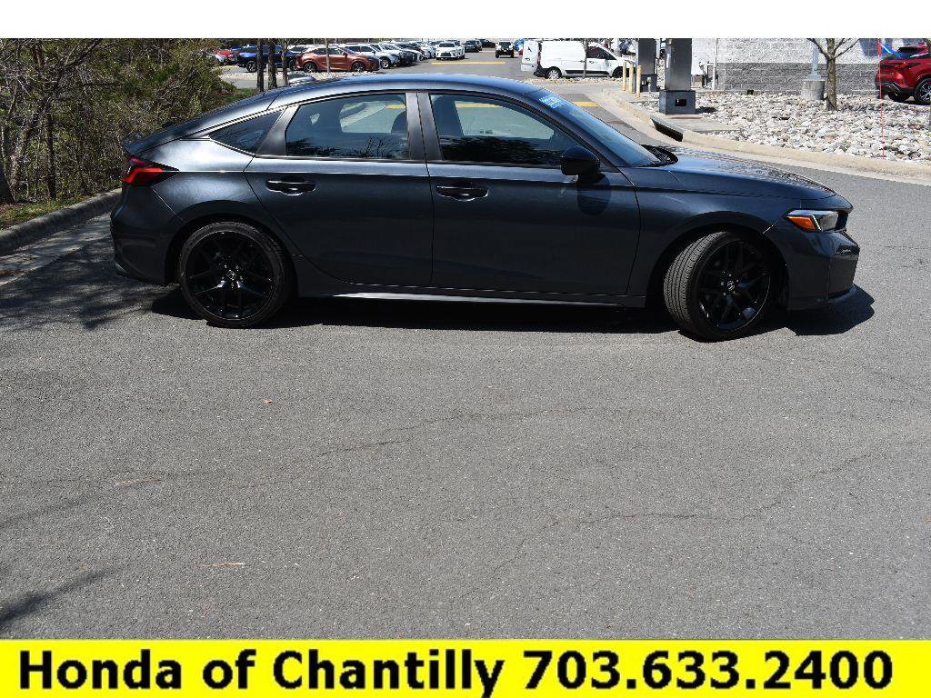 Used 2025 Honda Civic Sport image 8