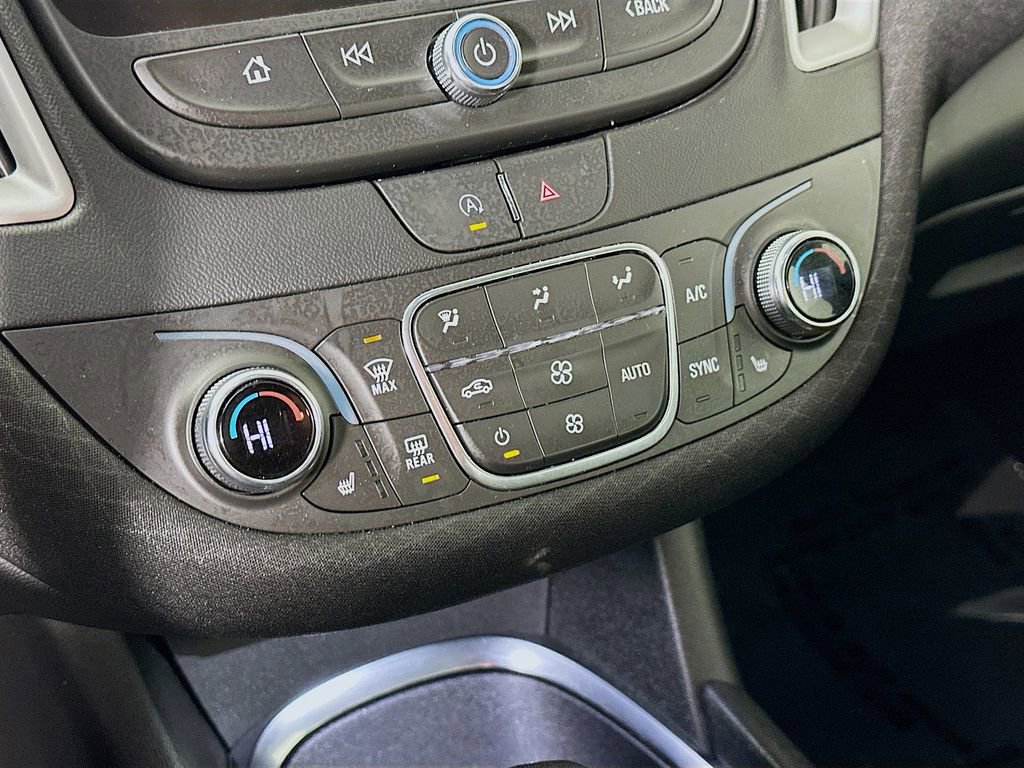 Used 2024 Chevrolet Malibu LT image 21