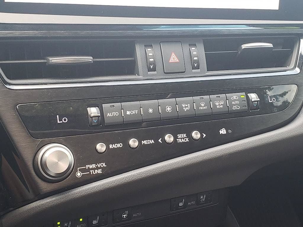 Used 2023 Lexus ES 350 w/ Premium Package FWD image 23