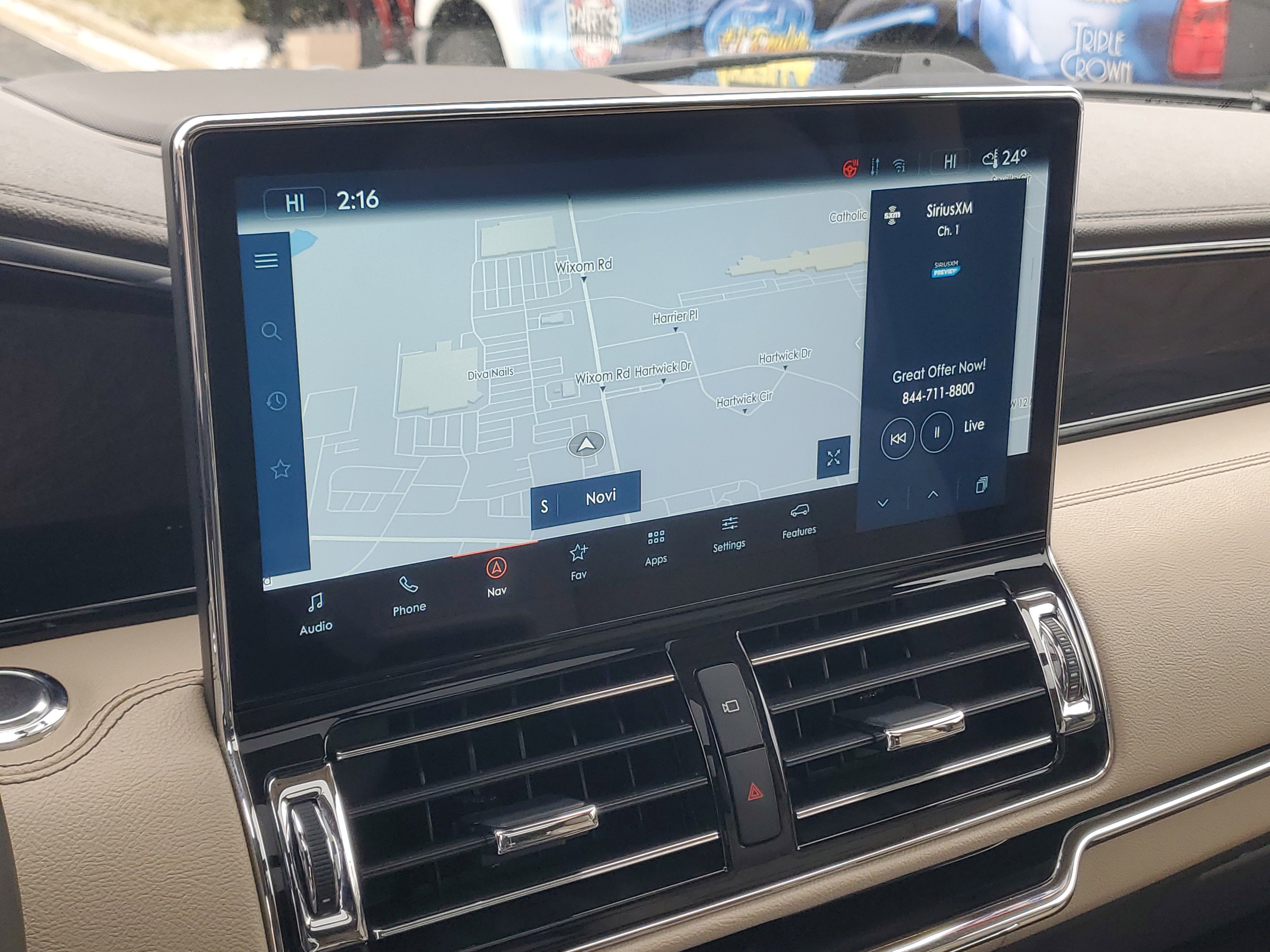 Certified 2024 Lincoln Navigator L Reserve image 16