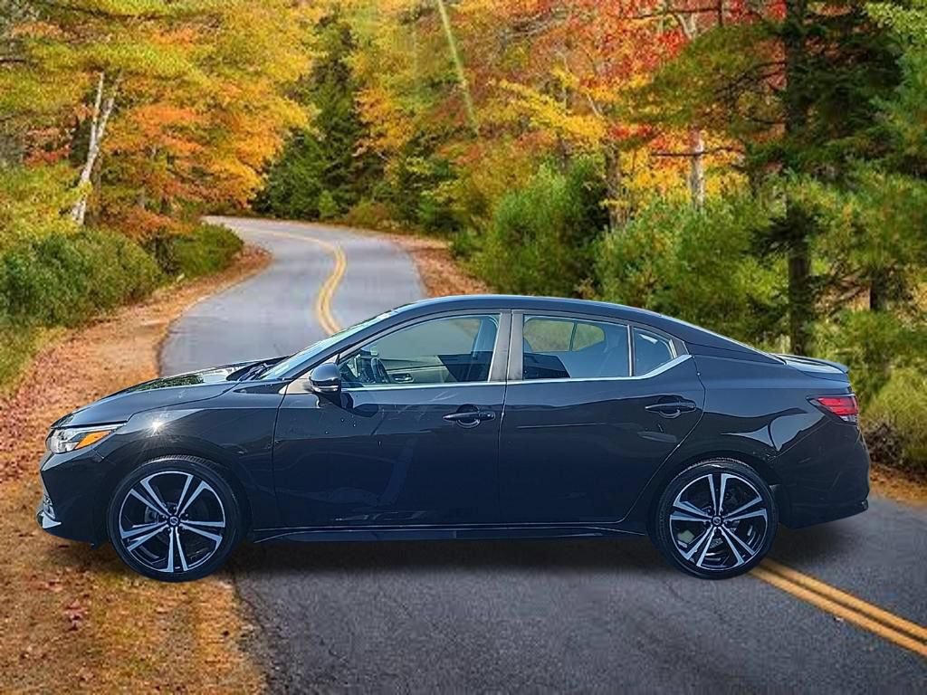 Used 2023 Nissan Sentra SR w/ Electronics Package FWD image 7