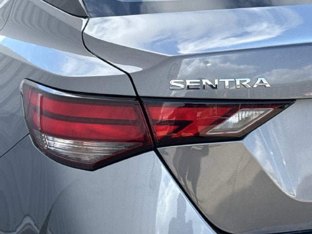Used 2025 Nissan Sentra SV FWD image 6