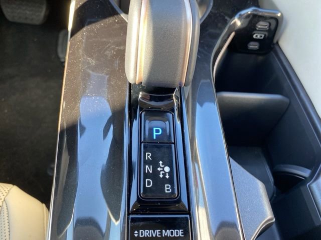 New 2025 Toyota Crown Limited image 40