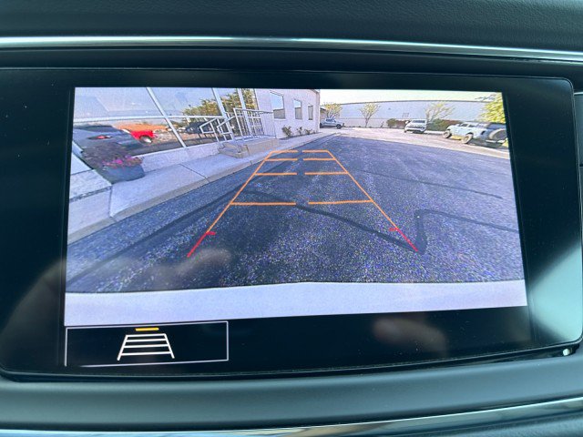 Used 2020 Buick Enclave Essence w/ Sport Touring Edition FWD image 22