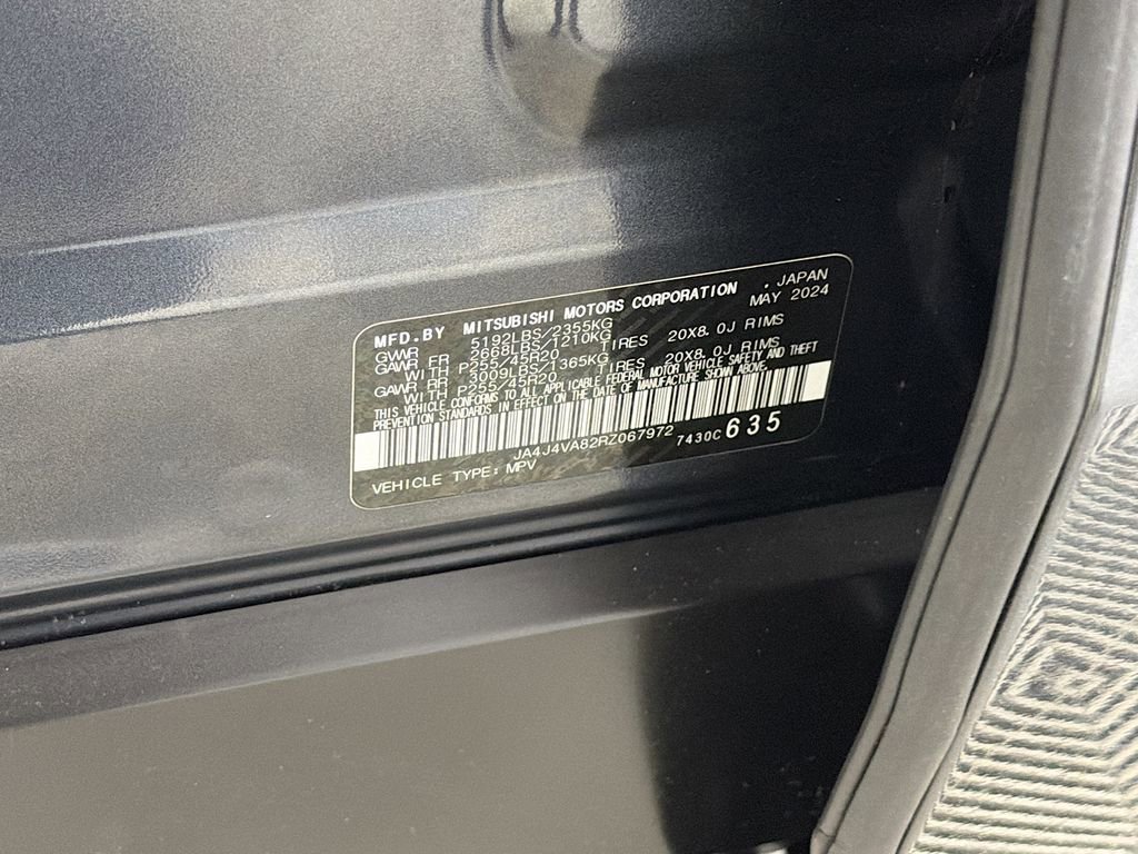 Used 2024 Mitsubishi Outlander SE image 33