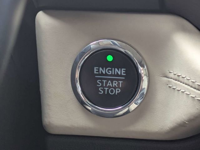 Certified 2022 Ford Expedition Max Platinum AWD/4WD image 30