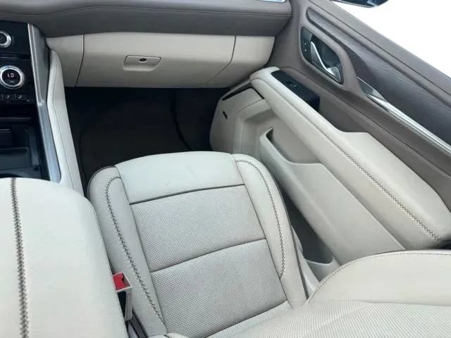Used 2023 GMC Yukon Denali AWD/4WD image 22