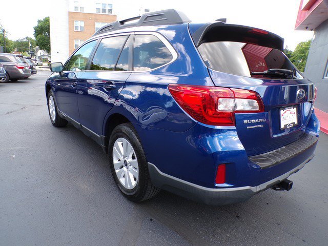 Used 2016 Subaru Outback 2.5i Premium AWD/4WD image 7