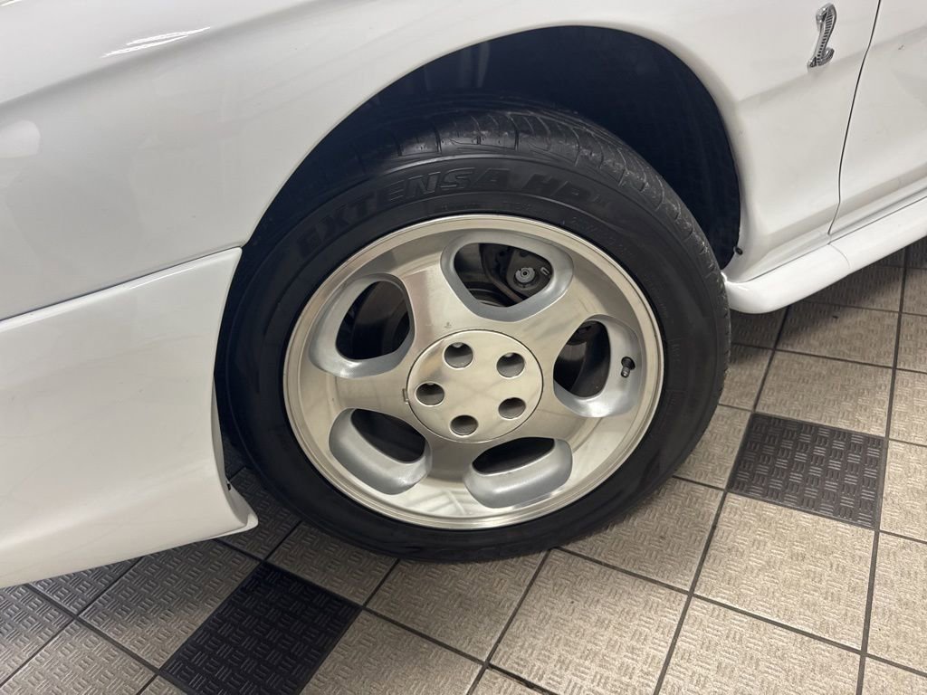 Used 1994 Ford Mustang Cobra image 18
